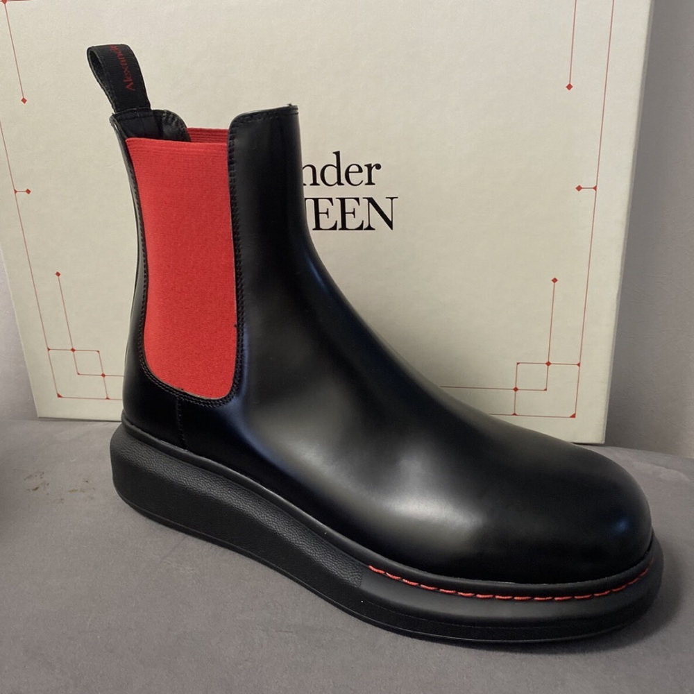 Alexander McQueen Men's Black and Red Chelsea Boots